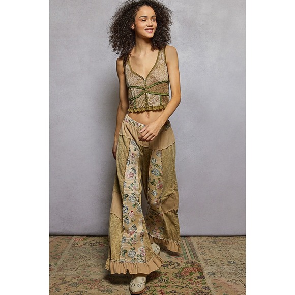 POL Pants - POL Boho French Terry Patchwork Floral Ruffle Hem‎ Wide Leg Pants Tan MEDIUM